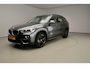 BMW X1 sDrive20i 190PK Automaat Executive | Trekhaak (1800kg ) | Navi | Parkeersensoren | 18"
