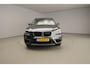 BMW X1 sDrive20i 190PK Automaat Executive | Trekhaak (1800kg ) | Navi | Parkeersensoren | 17"