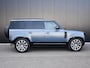 Land Rover Defender 110 2.0 P300e 110 X-Dynamic l 6 Persoons l Schuif- /kantel Pano  l Adapt. Cruise l Black Pack l Wrap