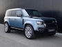 Land Rover Defender 110 2.0 P300e 110 X-Dynamic l 6 Persoons l Schuif- /kantel Pano  l Adapt. Cruise l Black Pack l Wrap