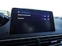 Peugeot 3008 1.2 PureTech Blue Lease Executive | Trekhaak | Navigatie | Climate control | Lichtmetalen velgen | Cruise control | Parkeersensoren achter | Apple carplay/Android auto