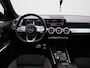 Mercedes-Benz GLB 200 Business Solution AMG | PANORAMA SCHUIFDAK | SFEERVERLICHTING | ACHTERUITRIJCAMERA | NAVIGATIE | STOELVERWARMING | TREKHAAK |