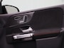 Mercedes-Benz GLB 200 Business Solution AMG | PANORAMA SCHUIFDAK | SFEERVERLICHTING | ACHTERUITRIJCAMERA | NAVIGATIE | STOELVERWARMING | TREKHAAK |