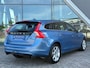 Volvo V60 1.6 T3 Momentum 150pk Trekhaak / Navigatie / Cruise Control