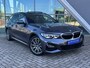 BMW 3-Serie Touring 330e Plug in Hybride M-sport Shadow-line 292pk Panoramadak / Camera
