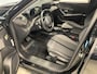 Peugeot 2008 1.2 PureTech Allure Pack Trekhaak | Stoelverwarming | Camera | Carplay | 17" Lichtmetaal | Leder/Stof | LED | Achteruitrijcamera | Airco (automatisch) | Apple Carplay/Android Auto|telefoonintegratie premium