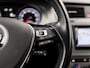 Volkswagen Golf 1.2 TSI Sportline (NAVIGATIE, CLIMATE, GETINT GLAS, LEDER STUURWIEL, SPORTSTOELEN, LM VELGEN, PARKEERSENSOREN, CRUISE, NIEUWSTAAT)