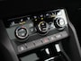 Skoda Karoq 1.5 TSI ACT Sportline Facelift Model 150pk DSG Dealer O.H | Trekhaak Af Fabriek | Adaptive Cruise | Crystal LED | Lederen Sportstoelen Memory & Verwarmd | Keyless | Sfeerverlichting | Apple Carplay | Verwarmd Sportstuur | Navigatie | Virtual | DAB |