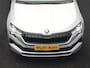 Skoda Karoq 1.5 TSI ACT Sportline Facelift Model 150pk DSG Dealer O.H | Trekhaak Af Fabriek | Adaptive Cruise | Crystal LED | Lederen Sportstoelen Memory & Verwarmd | Keyless | Sfeerverlichting | Apple Carplay | Verwarmd Sportstuur | Navigatie | Virtual | DAB |