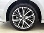 Toyota Yaris 1.5 Hybrid 130 Executive | BTW voertuig | Dodehoek detectie | Stoel+stuurverwarming | Parkeersensoren voor+achter | Apple CarPlay/Android Auto | Cruise Control Adaptive | Achteruitrijcamera |