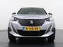 Peugeot e-2008 SUV GT Pack 50 kWh 136pk | Navigatie | Camera achter | Panoramisch schuifdak | Alcantara bekleding | Lichtmetalen velgen 18 inch | Cruise control adaptief | Apple Carplay en Android auto