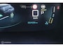 Peugeot e-2008 EV GT 50 kWh | 3-Fase | ACC | 3d Dash | Stoelverwarming | Ambiant verlichting | Keyless entry en start | All seasons | Sportstoelen | Zwarte hemel