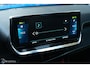 Peugeot e-2008 EV GT 50 kWh | 3-Fase | ACC | 3d Dash | Stoelverwarming | Ambiant verlichting | Keyless entry en start | All seasons | Sportstoelen | Zwarte hemel