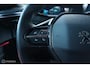 Peugeot e-2008 EV GT 50 kWh | 3-Fase | ACC | 3d Dash | Stoelverwarming | Ambiant verlichting | Keyless entry en start | All seasons | Sportstoelen | Zwarte hemel