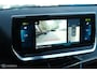 Peugeot e-2008 EV GT 50 kWh | 3-Fase | ACC | 3d Dash | Stoelverwarming | Ambiant verlichting | Keyless entry en start | All seasons | Sportstoelen | Zwarte hemel