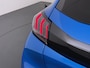 Peugeot e-208 GT Pack 50 kWh 136pk | Navigatie | Camera achter | Panorama dak | Alcantara bekleding | Cruise control adaptief | Lichtmetalen velgen  | Stoelverwarming | Apple Carplay en Android auto