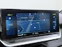 Peugeot e-208 GT Pack 50 kWh 136pk | Navigatie | Camera achter | Panorama dak | Alcantara bekleding | Cruise control adaptief | Lichtmetalen velgen  | Stoelverwarming | Apple Carplay en Android auto