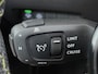 Peugeot e-208 GT Pack 50 kWh 136pk | Navigatie | Camera achter | Panorama dak | Alcantara bekleding | Cruise control adaptief | Lichtmetalen velgen  | Stoelverwarming | Apple Carplay en Android auto