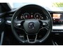 Skoda Octavia Combi 1.0 TSI Sport Business | Incl. 12 maanden Garantie | Cruise controle | Climate controle | Parkeersensoren achter | Keyless entry/start | Navigatie | Elektrische kofferbakklep | Apple CarPlay/Android Auto | Sfeerverlichting | Origineel NL Auto | NAP |