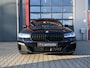 BMW 5-Serie Touring 530e M-Sport High Executive | Pano | Luchtvering | Harmon Kardon | Camera | Laser Led | Head-Up | Leder | Carplay | Stoelverwarming | 19'' | ACC | Keyless | Ambient+ | Digital Dash | Automaat | Trekhaak | Electric Seats