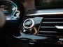 BMW 5-Serie Touring 530e M-Sport High Executive | Pano | Luchtvering | Harmon Kardon | Camera | Laser Led | Head-Up | Leder | Carplay | Stoelverwarming | 19'' | ACC | Keyless | Ambient+ | Digital Dash | Automaat | Trekhaak | Electric Seats