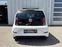 Volkswagen Up! 1.0 BMT cross up! / Airco / Bluetooth / Stoelver. /