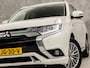 Mitsubishi Outlander 2.4 PHEV Intense+ 225Pk Automaat (APPLE CARPLAY, CAMERA, LEDER/ALCANTARA, SPORTSTOELEN, GETINT GLAS, TREKHAAK, NIEUWE APK, NIEUWSTAAT)