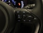 Toyota Yaris Cross 1.5 Hybrid 130 Dynamic - ACHTERUITRIJCAMERA - AUTOMATISCHE AIRCO - APPLE CARPLAY/ANDROID AUTO - DODEHOEKDETECTIE - ADAPTIEVE CRUISE CONTROL - STOEL/STUUR/VOORRUIT VERWARMING - - VERKEERSBORDDETECTIE - LED KOPLAMPEN - GROOTLICHTASSISTENT - DRAADLOZE TELEFOONLADER - VOLLEDIG DIGITAAL INSTRUMENTENPANEEL - AANHANGER ASSISTENT - LICHTMETALEN VELGEN 17" - EXTRA GETINT GLAS - GELUIDSISOLEREND GLAS - DAKRAILS - VERMOEIDHEIDSHERKENNING