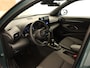 Toyota Yaris Cross 1.5 Hybrid 130 Dynamic - ACHTERUITRIJCAMERA - AUTOMATISCHE AIRCO - APPLE CARPLAY/ANDROID AUTO - DODEHOEKDETECTIE - ADAPTIEVE CRUISE CONTROL - STOEL/STUUR/VOORRUIT VERWARMING - - VERKEERSBORDDETECTIE - LED KOPLAMPEN - GROOTLICHTASSISTENT - DRAADLOZE TELEFOONLADER - VOLLEDIG DIGITAAL INSTRUMENTENPANEEL - AANHANGER ASSISTENT - LICHTMETALEN VELGEN 17" - EXTRA GETINT GLAS - GELUIDSISOLEREND GLAS - DAKRAILS - VERMOEIDHEIDSHERKENNING