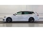 Volkswagen Golf Variant 1.4 TSI Highline R-Line Schuifdak Navigatie Xenon Stoelverwarming 18" LM velgen