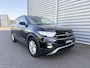 Volkswagen T-Cross 1.0 110pk TSI Style | Parkeersensoren voor en achter | Apple Carplay | Cruise control | Lichtmetalen velgen | Airco |