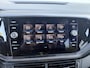 Volkswagen T-Cross 1.0 110pk TSI Style | Parkeersensoren voor en achter | Apple Carplay | Cruise control | Lichtmetalen velgen | Airco |