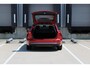 Volvo V60 B4 Plus Bright | Trekhaak | All-Season Banden | Harman/Kardon Premium Geluidssysteem | Adaptieve Cruise Control | Pilot Assist | Elektrische Achterklep | Keyless Entry | Stuurverwarming | Stoelverwarming Voor- en Achter | Lichtmetalen Velgen