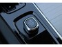 Volvo V60 B4 Plus Bright | Trekhaak | All-Season Banden | Harman/Kardon Premium Geluidssysteem | Adaptieve Cruise Control | Pilot Assist | Elektrische Achterklep | Keyless Entry | Stuurverwarming | Stoelverwarming Voor- en Achter | Lichtmetalen Velgen