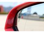 Volvo V60 B4 Plus Bright | Trekhaak | All-Season Banden | Harman/Kardon Premium Geluidssysteem | Adaptieve Cruise Control | Pilot Assist | Elektrische Achterklep | Keyless Entry | Stuurverwarming | Stoelverwarming Voor- en Achter | Lichtmetalen Velgen