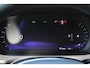 Volvo V60 B4 Plus Bright | Trekhaak | All-Season Banden | Harman/Kardon Premium Geluidssysteem | Adaptieve Cruise Control | Pilot Assist | Elektrische Achterklep | Keyless Entry | Stuurverwarming | Stoelverwarming Voor- en Achter | Lichtmetalen Velgen