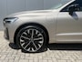 Volvo XC60 2.0 T6 Plug-in hybrid AWD Ultra Dark Luchtvering Bowers en Wilkins Audio Nappa Leder Massagestoelen Stoelventilatie 21 Inch Velgen 360 Camera Elektrische comfortstoelen Apple Carplay Android Auto Stuurverwarming Vol Opties Nieuwe Auto ! Incl. BTW
