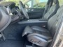 Volvo XC60 2.0 T6 Plug-in hybrid AWD Ultra Dark Luchtvering Bowers en Wilkins Audio Nappa Leder Massagestoelen Stoelventilatie 21 Inch Velgen 360 Camera Elektrische comfortstoelen Apple Carplay Android Auto Stuurverwarming Vol Opties Nieuwe Auto ! Incl. BTW