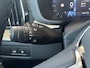 Volvo XC60 2.0 T6 Plug-in hybrid AWD Ultra Dark Luchtvering Bowers en Wilkins Audio Nappa Leder Massagestoelen Stoelventilatie 21 Inch Velgen 360 Camera Elektrische comfortstoelen Apple Carplay Android Auto Stuurverwarming Vol Opties Nieuwe Auto ! Incl. BTW