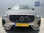 Volvo XC60 2.0 T6 Plug-in hybrid AWD Ultra Dark Luchtvering Bowers en Wilkins Audio Nappa Leder Massagestoelen Stoelventilatie 21 Inch Velgen 360 Camera Elektrische comfortstoelen Apple Carplay Android Auto Stuurverwarming Vol Opties Nieuwe Auto ! Incl. BTW