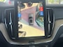 Volvo XC60 2.0 T6 Plug-in hybrid AWD Ultra Dark Luchtvering Bowers en Wilkins Audio Nappa Leder Massagestoelen Stoelventilatie 21 Inch Velgen 360 Camera Elektrische comfortstoelen Apple Carplay Android Auto Stuurverwarming Vol Opties Nieuwe Auto ! Incl. BTW
