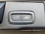 Volvo XC60 2.0 T6 Plug-in hybrid AWD Ultra Dark Luchtvering Bowers en Wilkins Audio Nappa Leder Massagestoelen Stoelventilatie 21 Inch Velgen 360 Camera Elektrische comfortstoelen Apple Carplay Android Auto Stuurverwarming Vol Opties Nieuwe Auto ! Incl. BTW