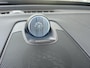Volvo XC60 2.0 T6 Plug-in hybrid AWD Ultra Dark Luchtvering Bowers en Wilkins Audio Nappa Leder Massagestoelen Stoelventilatie 21 Inch Velgen 360 Camera Elektrische comfortstoelen Apple Carplay Android Auto Stuurverwarming Vol Opties Nieuwe Auto ! Incl. BTW