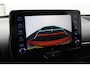 Toyota Yaris 1.5 Hybrid Executive | Navigatie |  Stoel en stuurverwarming | Panoramadak | Leder-stof bekleding |