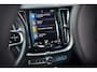 Volvo XC60 2.0 T8 Twin Engine AWD Inscription / NL auto / 1e Eig. / Luchtvering / Pano