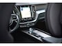 Volvo XC60 2.0 T8 Twin Engine AWD Inscription / NL auto / 1e Eig. / Luchtvering / Pano