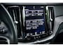 Volvo XC60 2.0 T8 Twin Engine AWD Inscription / NL auto / 1e Eig. / Luchtvering / Pano