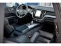 Volvo XC60 2.0 T8 Twin Engine AWD Inscription / NL auto / 1e Eig. / Luchtvering / Pano