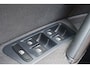 Volkswagen Golf 1.2 TSI Connected Series | Adaptive Cruise | Navigatie | Trekhaak