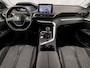 Peugeot 3008 1.2 PureTech Sport (APPLE CARPLAY, 1e EIGENAAR, LEDER, 360 CAMERA, TREKHAAK, SPORTSTOELEN, KEYLESS, GETINT GLAS, NIEUWE APK, NIEUWSTAAT)